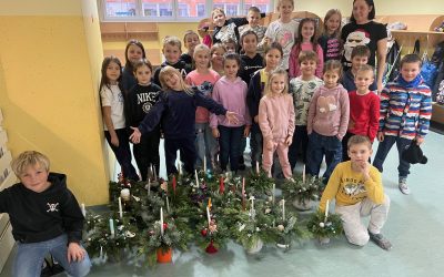 Praznično ustvarjanje pri interesni dejavnosti Vrt in rastline