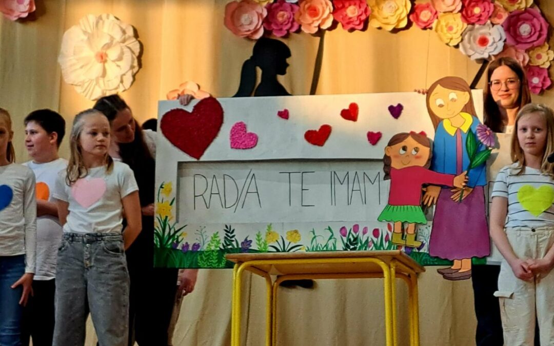 Prireditev ob materinskem dnevu (25. 3. 2026)